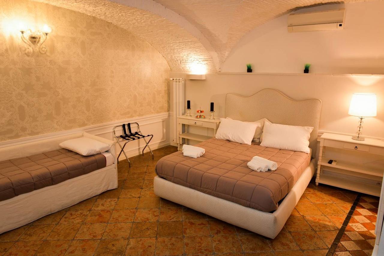 Cimarra Chiara - Ultra Luxurious Near Coliseum Casa vacanze Roma
